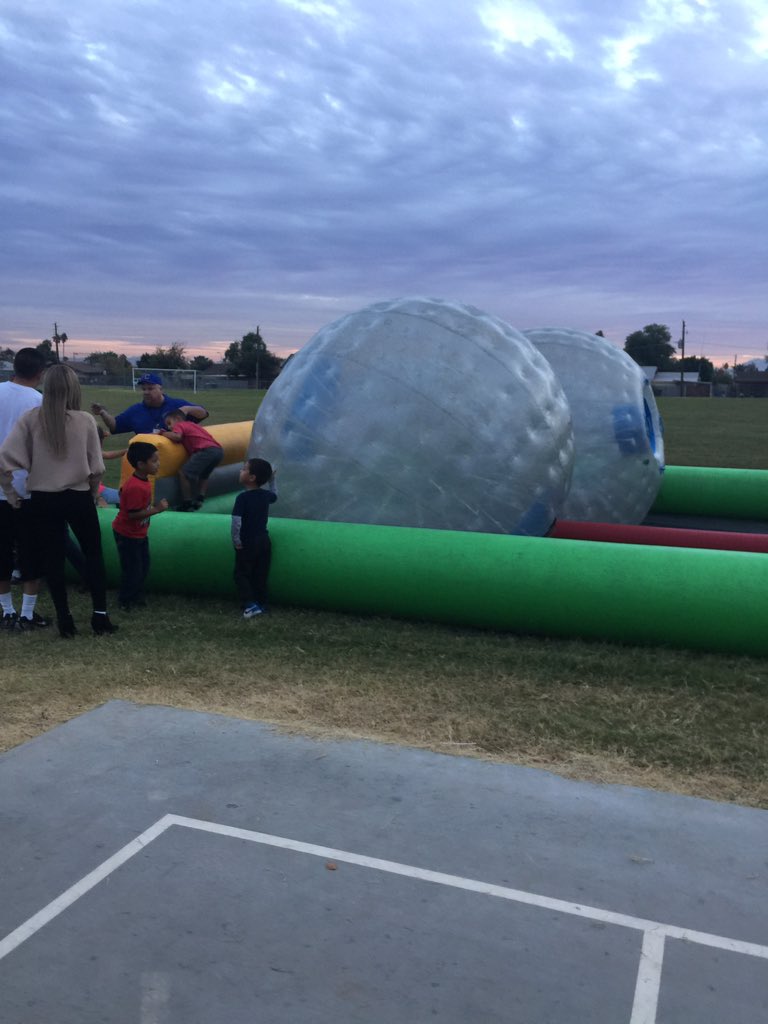 normaaguayo2's tweet photo. It's that time again! Fall festival at Cartwright! Join us! @cartwrightElem https://t.co/gAgFO5LFtA