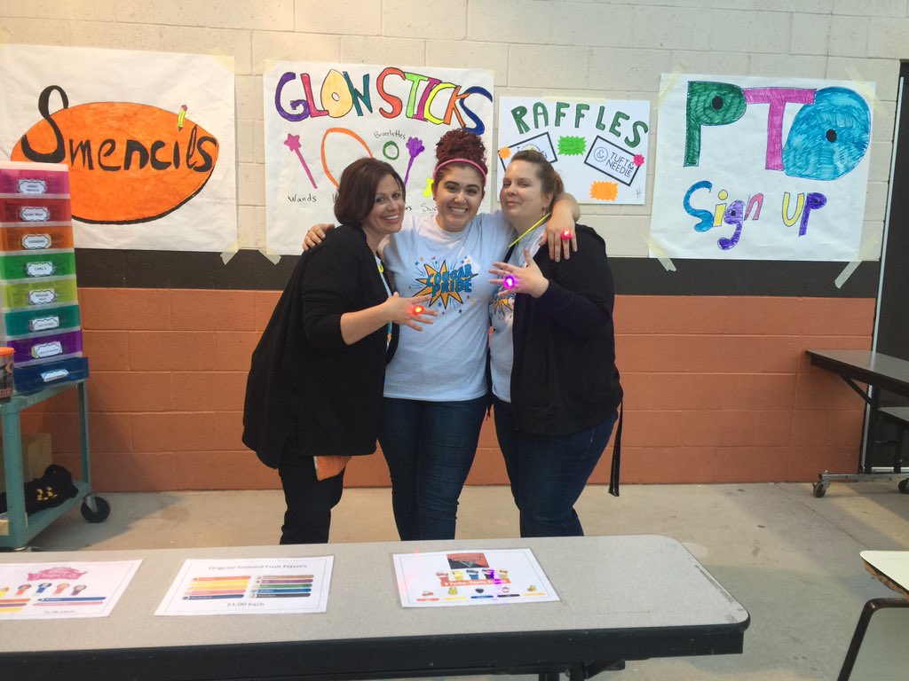 normaaguayo2's tweet photo. It's that time again! Fall festival at Cartwright! Join us! @cartwrightElem https://t.co/gAgFO5LFtA