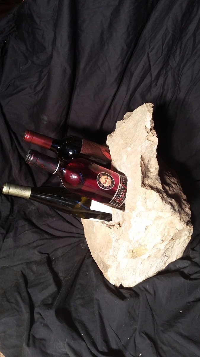 StudioAtgmail's tweet image. Cellar of Wine-R-Qui