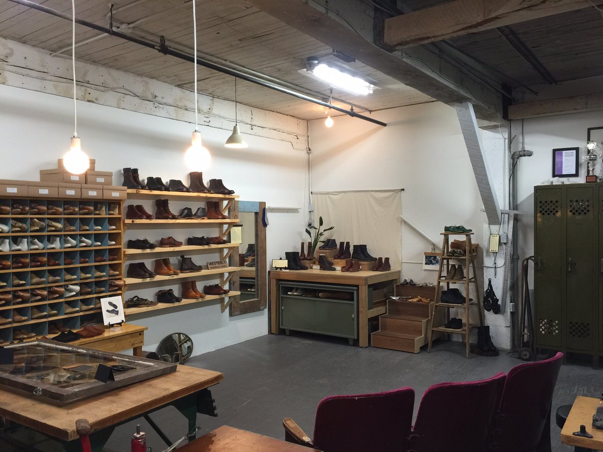 WesterlyShoes's tweet photo. @culturecrawl round 2 is underway. Tonight until 10, Saturday & Sunday 11 to 6. So many things to see! #handmadeincanada #design #shoemaker #bootmaker #shoemaking #bootmaking #1000parker #studio250 #yvr #eastvan #handmadeboots #handmadeshoes #handmadeleatherboots https://t.co/tLqK02HJi6