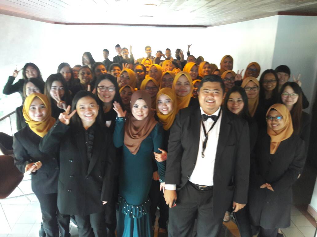 Syanananan's tweet image. Cari azwa. Kalau jumpa
#choir
#uumconvocation