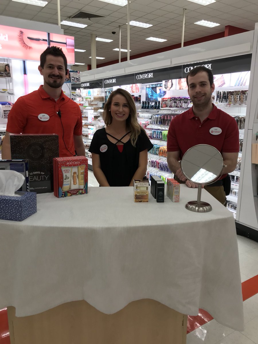 The team is so excited about our beauty sampling event this weekend!  My beauty expert sold me on #Harrysfacelotion #edmondsupertarget