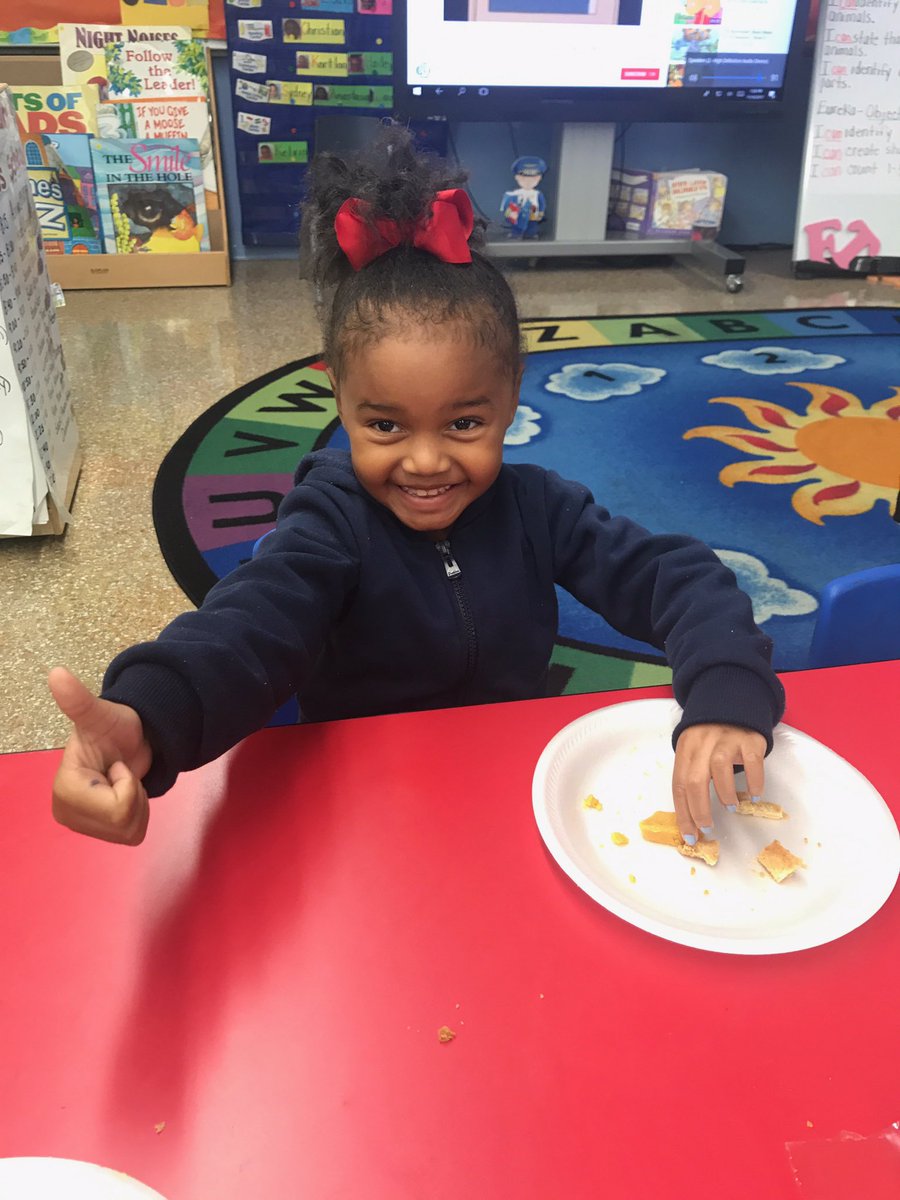 PreKSJBP's tweet photo. Students sampled pies that most families served for Thanksgiving! It seems like their favorite was pumpkin pie! Thumbs up!#ignitestjohn https://t.co/4sYfYK1R5l