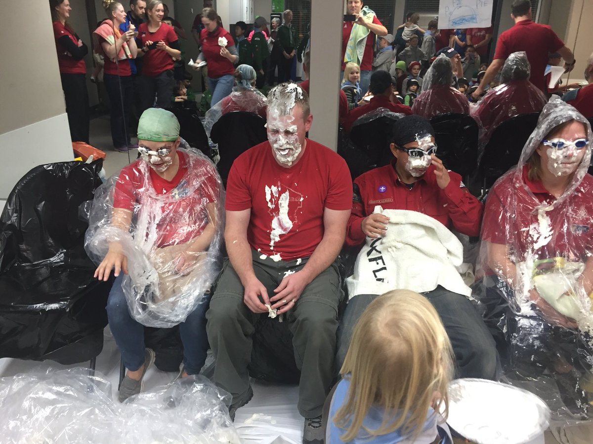 TuscanyCubs's tweet photo. All sections Popcorn Celebration. Willing scouters received 93 pies!
#scoutsdostuff #scoutscanada https://t.co/zJP6bJ9hlL