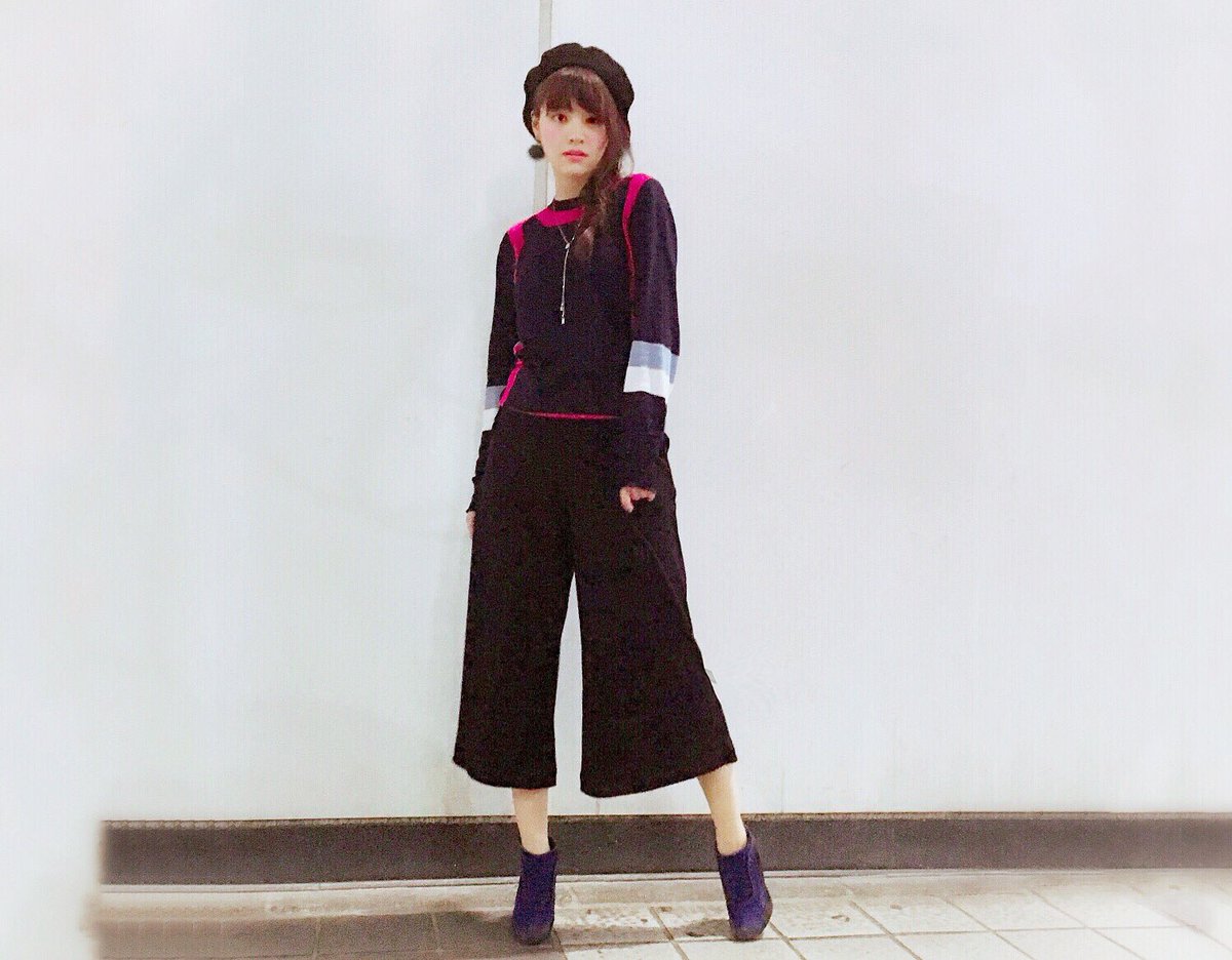 yukatakadaaa's tweet image. Blog更新★
↓
ameblo.jp/yuka-takada/en…
.
.
#SCAPEGATE #活動再開 #ケミストリー #CHEMISTRY #OOTD #私服 #コーディネート #COORDINATE #コーデ #ベレー帽
