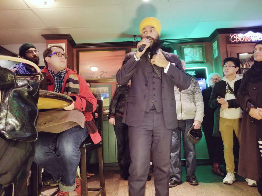 NAIT2ndEdition's tweet image. NDP Leader @theJagmeetSingh made his stop in #yeg today. He was gracious enough to stop and answer a couple of questions for #NAIT2ndEdition. We&apos;ll have it for you next week!