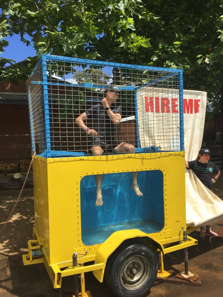 skerimofski's tweet photo. @vasseps school old McDonald’s fair. Huge crowd great support. The senior choir entertaining the troops in the hale bale arena. @simonmansfield_  &amp; @AmySefton on the dunking machine. https://t.co/fRT8w0G2uh