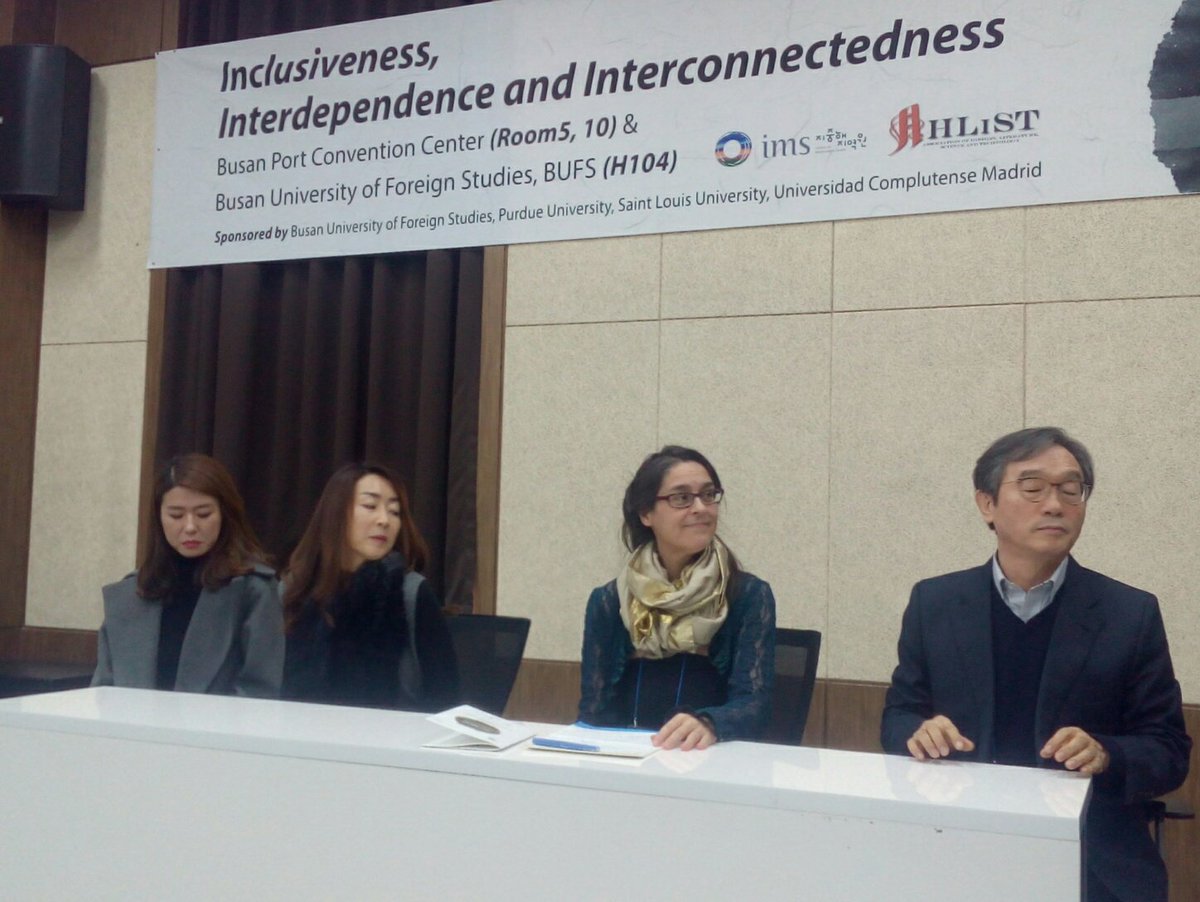 AHLiST_Congress's tweet photo. Enclosure ceremony. Such a great #AHLiSTconference2017 in #SouthKorea #BusanUniversity https://t.co/HQm1AfaFNJ