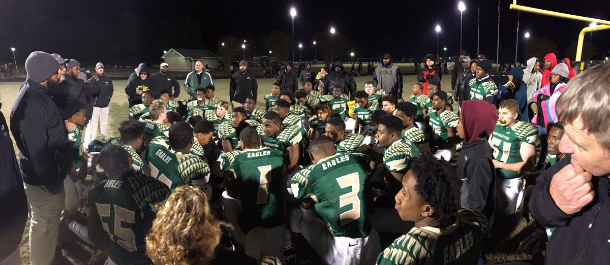 BoostersNHS's tweet photo. Congrats to the football team, and their 35-0 win over Clinton! 3rd round is next Friday at the complex.  See you there!! 🏈💚💛🏈 https://t.co/PknFWbkPST