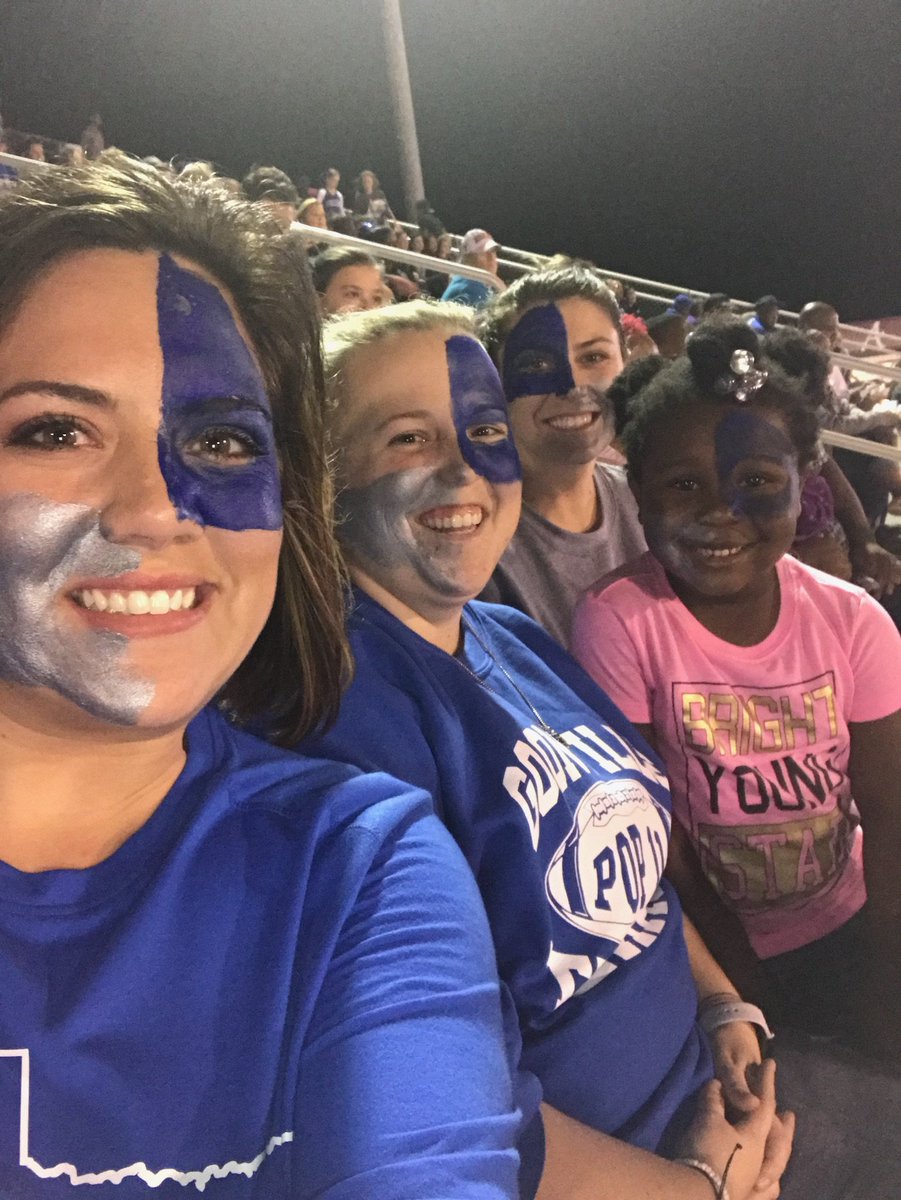 Mrs_Reichmuth's tweet photo. Recruited some more fans! #goonville #futuregoon @NForneyFalcons @northforneyinfo https://t.co/SWnplKzZUA
