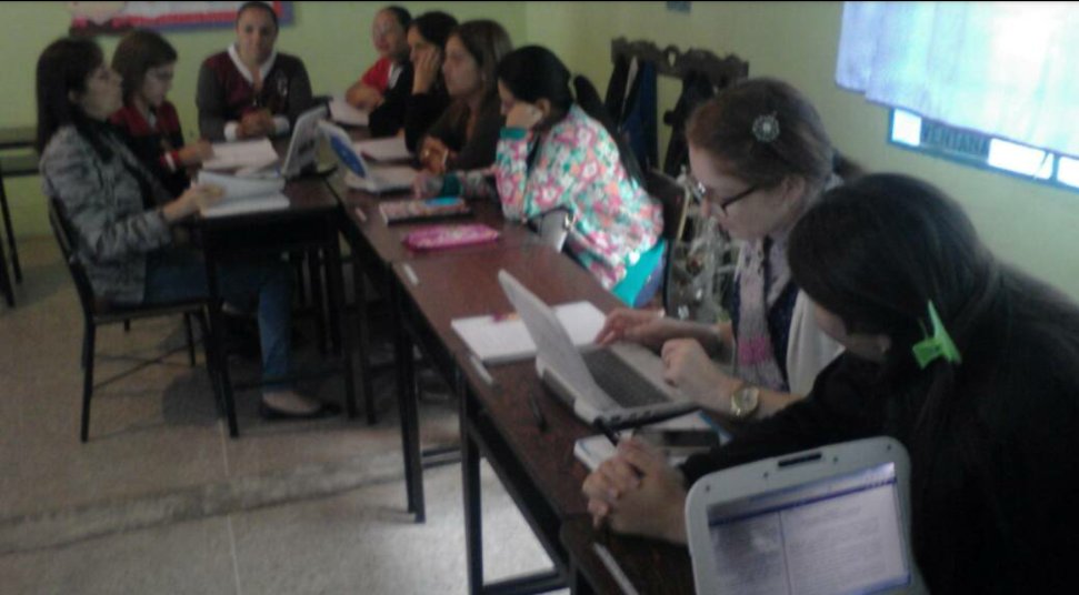 CRAC7JAUREGUI's tweet photo. #CIRCUITO 7 PRESENTE EN LA 2DA JORNADA DEL 1ER CONGRESO PEDAGÓGICO DEL AÑO ESCOLAR 2017-2018. TEMA TRATADO "LEY CONTRA EL ODIO POR LA CONVIVENCIA PACÍFICA Y LA TOLERANCIA" @jaureguic72015 @CLIFPJauregui @CLIFPMTACHIRA @Crazet2011 @ZonaEducTachira https://t.co/0OABvN24uu