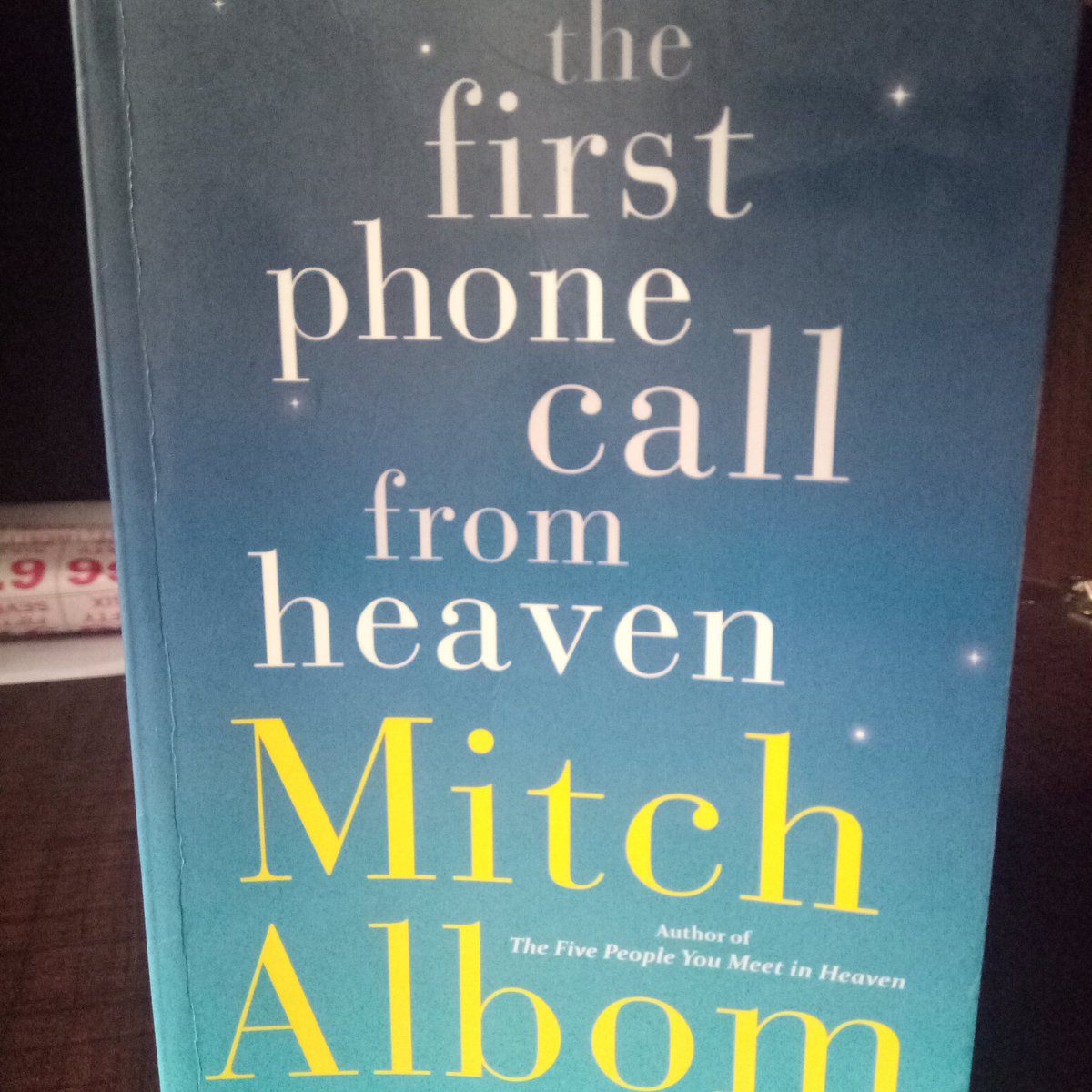 ketansnadar's tweet photo. The first phone call from heaven - Mitch Albom #thefirstphonecallfromheaven #mitchalbom #read #reading #books #goodreads #bookstagram #lovereading. Who called Sully Harding https://t.co/v0lT53fFLY