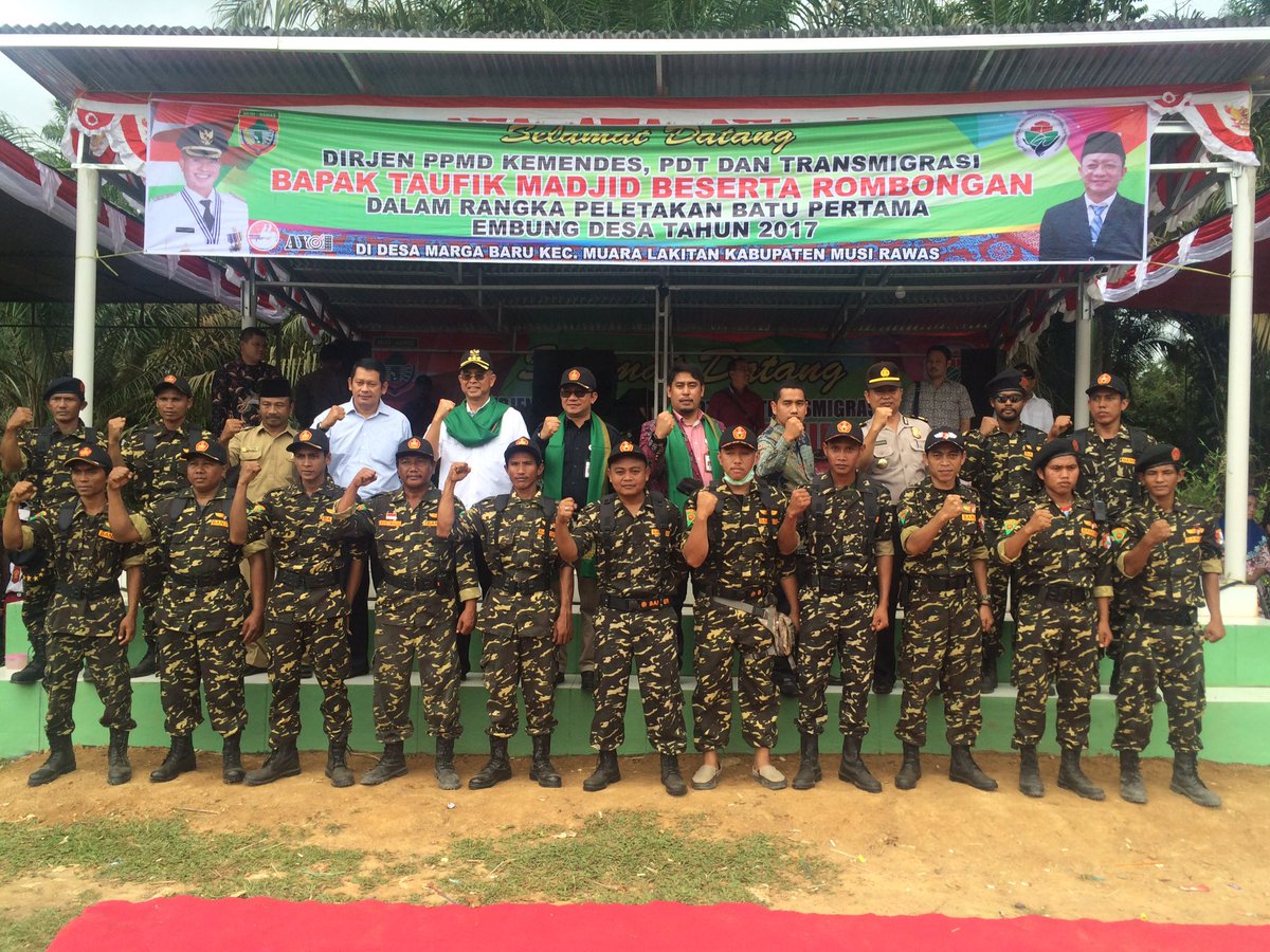 Pletakan Batu prtama embung Ds Margabaru olh Dirjen PMD <a href="/taufikmadjid71/">IG : taufik.madjid</a> &amp; Dir PPMD @fachrilabalado #ManfaatDanaDesa