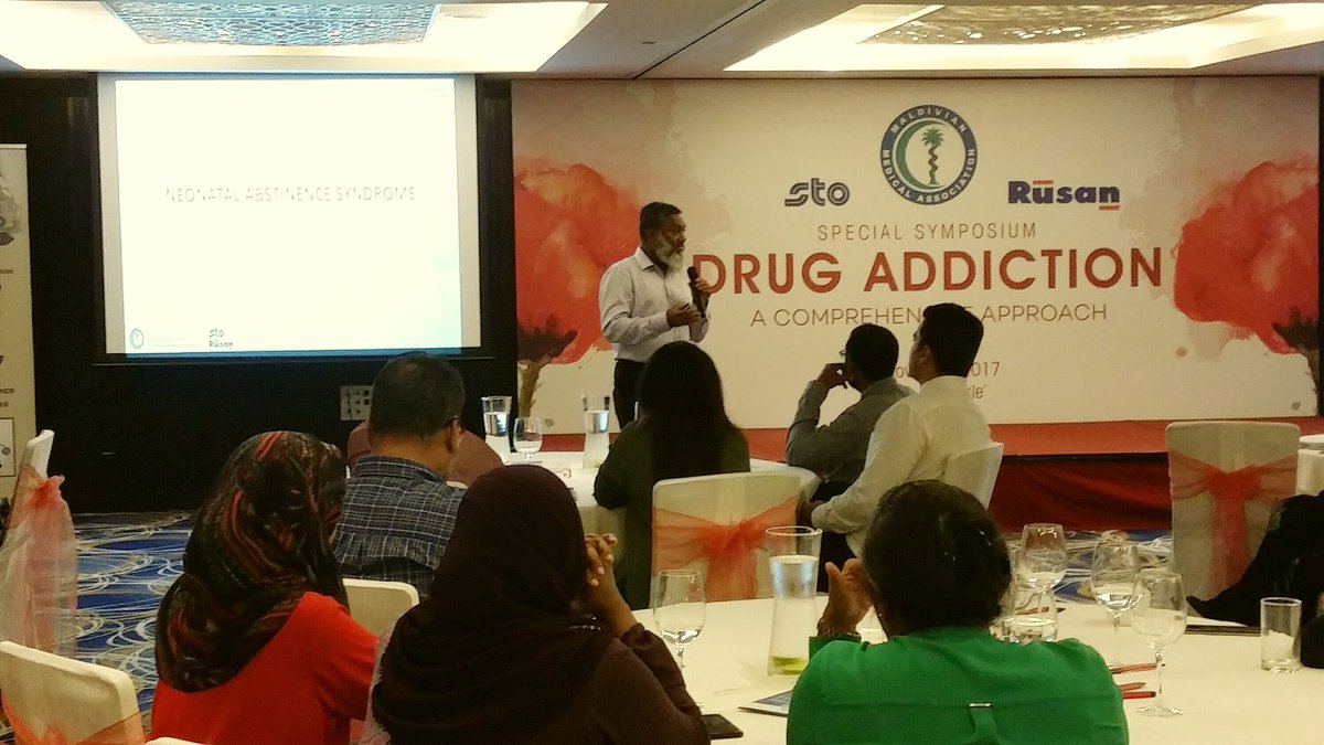 StoMedical's tweet photo. Dr. Abdulla @niyaf presenting about Neonatal abstinence syndrome at "Drug Addiction" symposium organized by @mma_mv in association with @StoMedical & Rusan Pharma #drugaddiction #STOCares #stoplc https://t.co/2jz8YCGybw