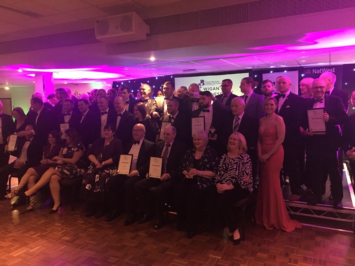level_pm's tweet image. Great night last night at the #WiganBusinessAwards well done to all the winners!