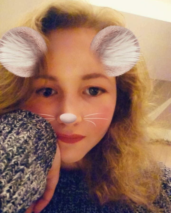 Avalonthredders's tweet photo. Yesterday was great for starting on the Xmas shopping and now to save up again and get the rest soon, feel a lot better now, have fun Christmas shopping everyone!! https://t.co/htxwRCSxhX