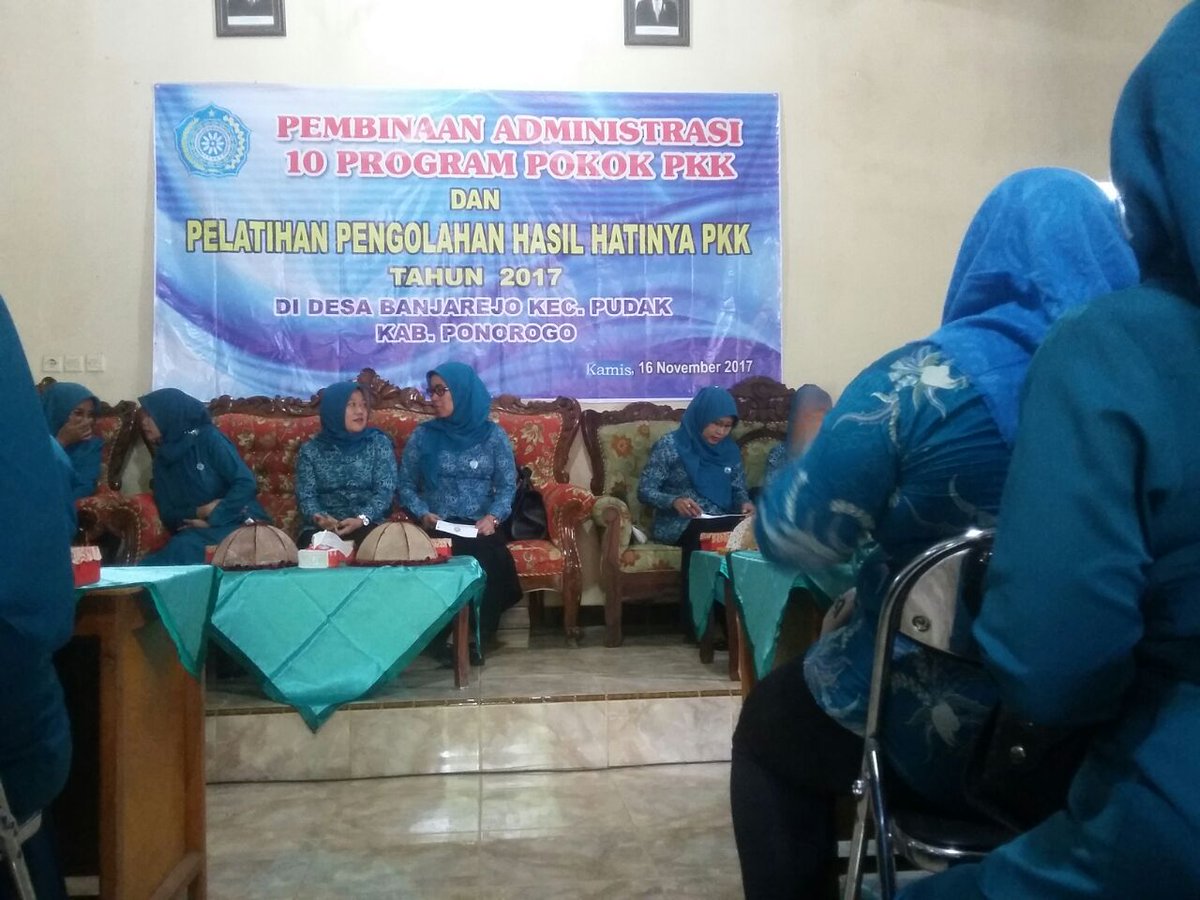 mikuroponorogo's tweet photo. Dengan pembinaan akan memaksimalkan #ManfaatDanaDesa Di wilayah #ProfJatim terlebih di kabupaten #ReyogPonorogo
@jokowi @DewantoAndry @fachrilabalado @KemenkeuRI @budiagunq @taufikmadjid71 @tppindonesia @tppindonesia @KemenDesa @wempicatur82 https://t.co/P7ytLEllA0