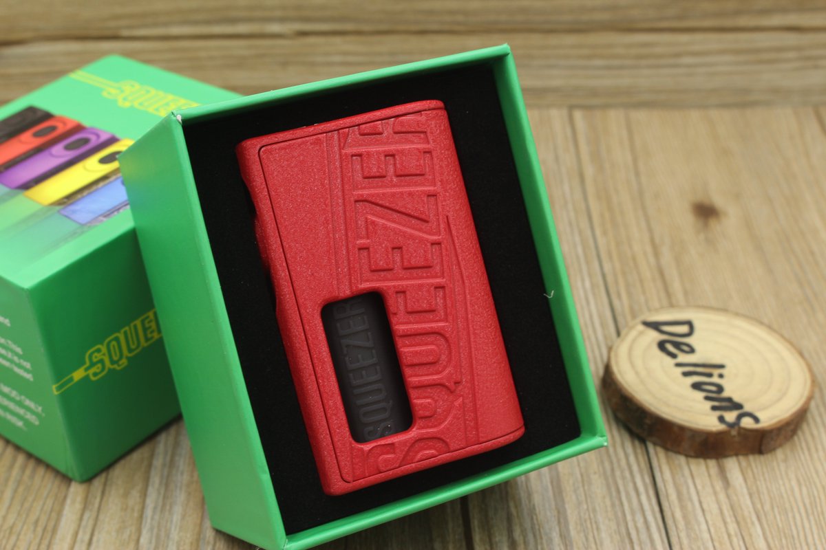 DelionsBen's tweet photo. 3 colors Squeezer BF box mod, one of the hot selling Squonk style box mod.
Suitable for both 20700 and 18650 batteries, matches 2 kinds of liquid bottles, silver plated pin.
#vapeboxmod #vapesquonk #squonksquard #vapemod #vapedevices #vapenews #vapefashion #vapechasers #vapebro https://t.co/9Obext18Z8