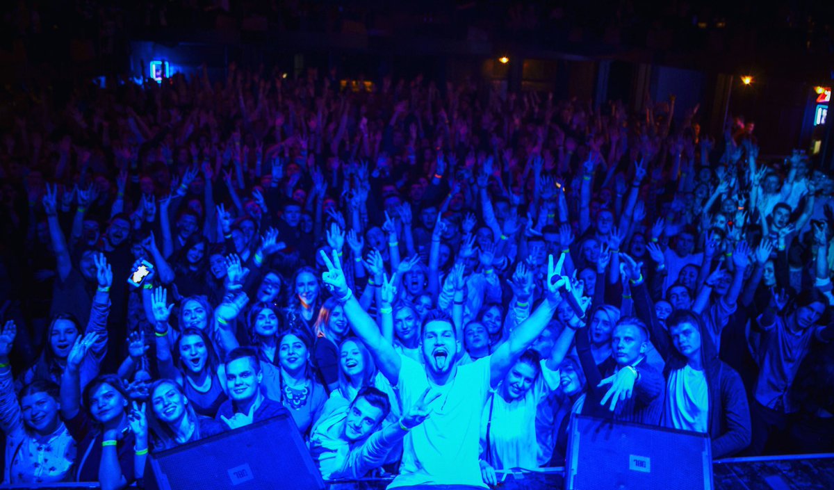 rafttone's tweet photo. .@atlaskyiv спасибо за шикарную ночь!!! ❤️❤️❤️ https://t.co/GRoaHrOFfl