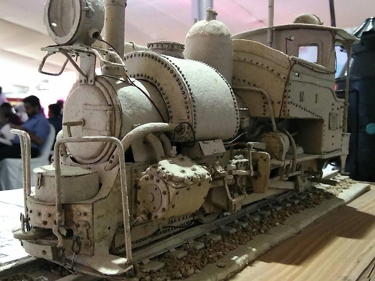 makewithWP's tweet photo. When a simple hobby turns out to be so creatively innovative with cardboard. @Raghubytes @blrtechsummit @MakerTour @makerfaire #feedyourhobby #MFB2017 https://t.co/hz8CNt3GKK