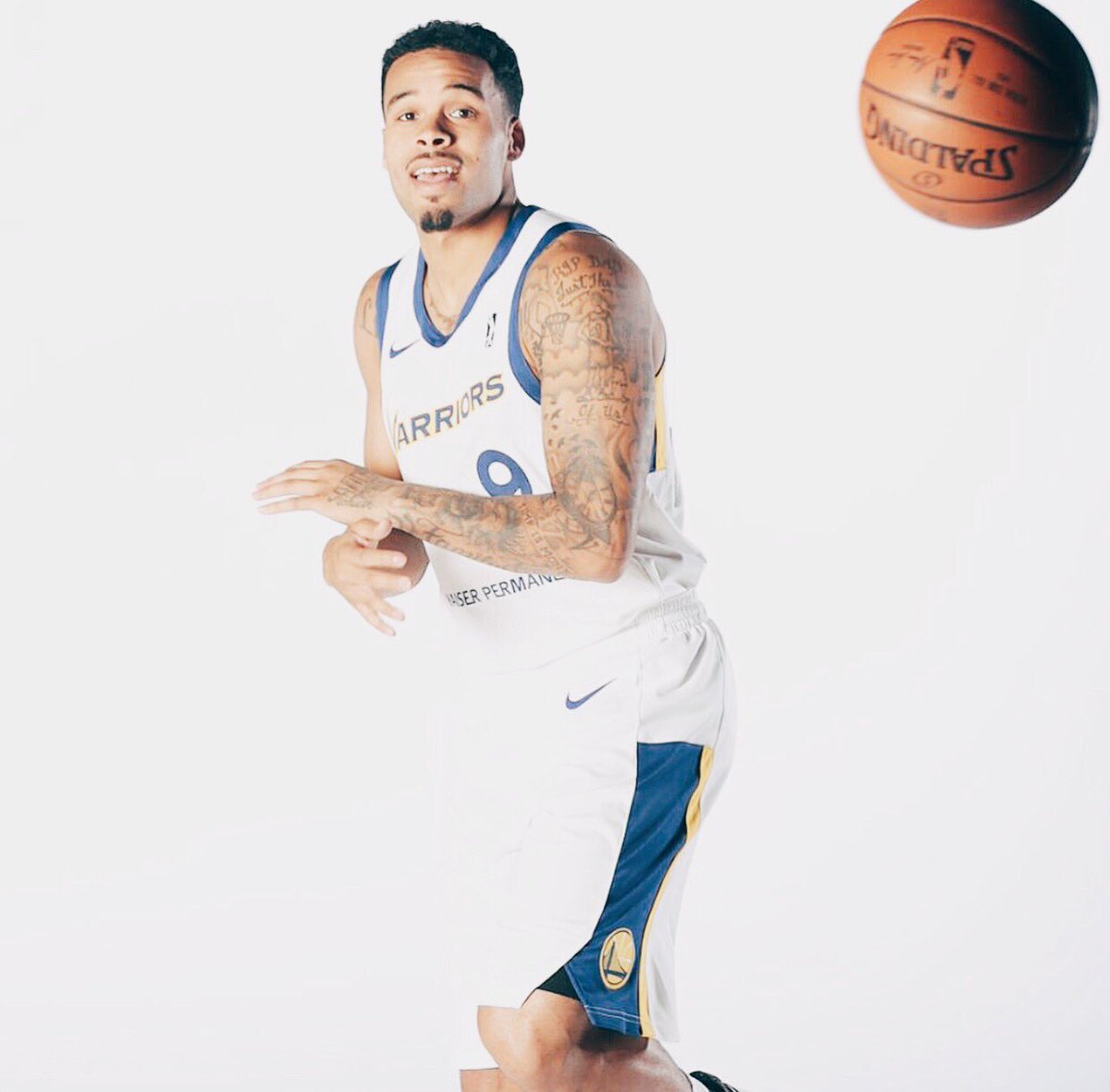 CampCascadeCSC's tweet photo. Hey #CSCFAM! Make sure you’re following #CSCAlum @holmes_avry of the @GLeagueWarriors! Tonight he had his 1st start for the win against the @LongIslandNets!
11 pts, 4-10 fg, 2-5 3's, 1-1 ft
4 asst
1 reb https://t.co/aQGXLfSClv