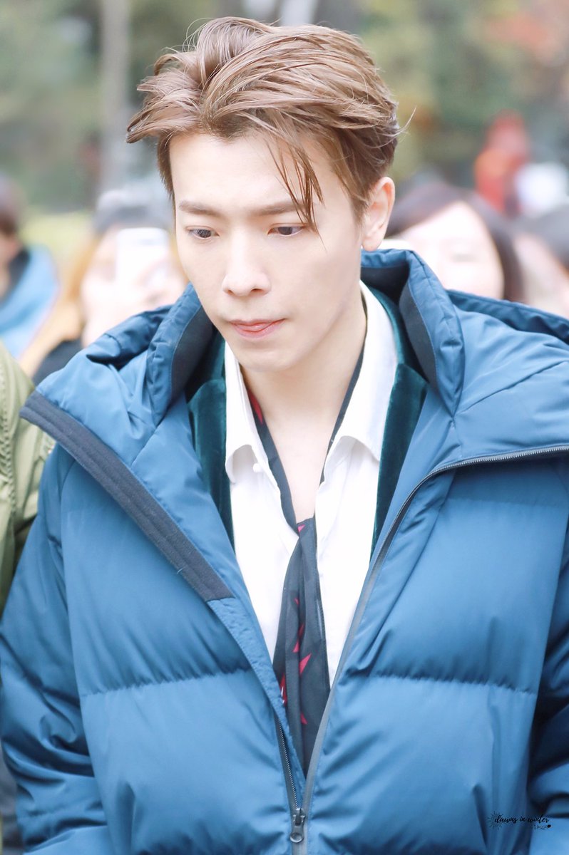 171117 뮤직뱅크 퇴근
🐯 #동해 #Donghae