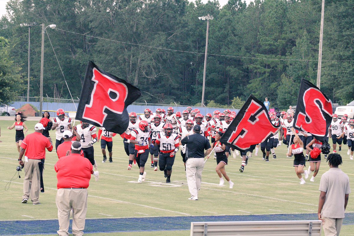 thecallieprince's tweet photo. not just a team, we're family π΄β«οΈπͺ #phillyhigh https://t.co/bFTsKsynhQ