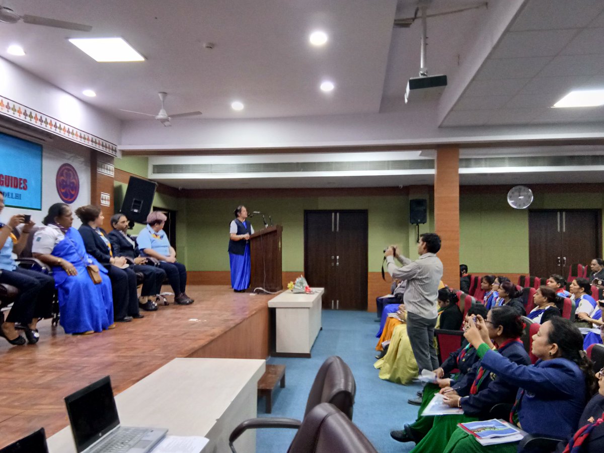 bsgnhq's tweet photo. National Leadership Development Program has started.. @YASMinistry @krishnaswamy68   @wagggs_world  @gracetyl77 @andiiv https://t.co/40rrXvzR5T