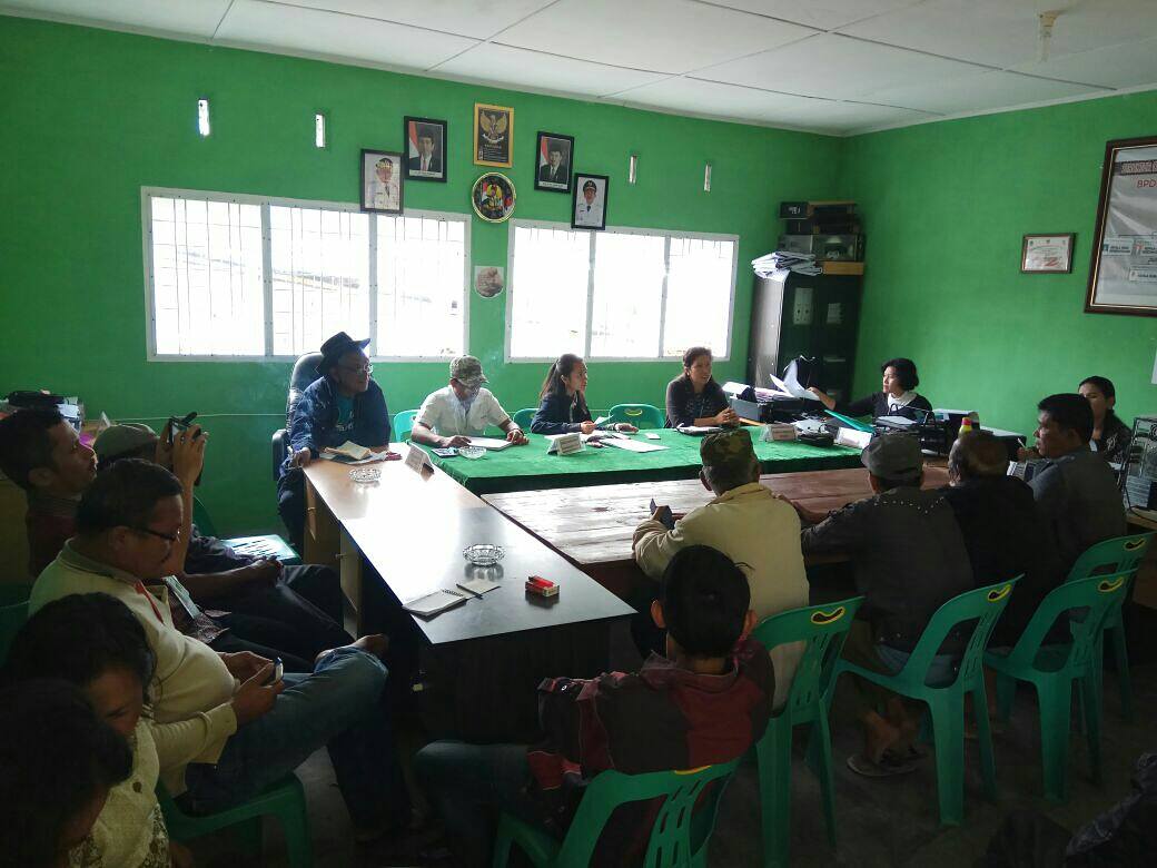 tobapulp_id's tweet photo. PT. Toba Pulp Lestari Laksanakan Rembuk Desa di Desa Tangga Batu I, Kecamatan Parmaksian

PT. Toba Pulp Lestari, Tbk. (TPL) yang diwakili oleh Koordinator Pemberdayaan Masyarakat PT TPL, Meriah Tinambunan, melaksanakan rembuk desa di Desa Tangga Batu I. https://t.co/gpvxZmuZPN