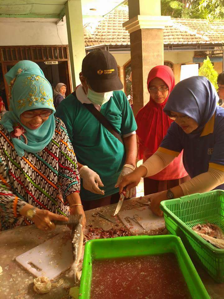 heni_wee's tweet photo. Meningkatkan kwalitas masyarakat desa
#ManfaatDanaDesa
#MembangunDesa
#JawaTimur
#Kebomas
@KemenDesa
@EkoSandjojo
@taufikmadjid71
@DirjenPPMD
@ChoirilAkbar1
@fachrilabalado
@tppindonesia https://t.co/sYQLwpe32m