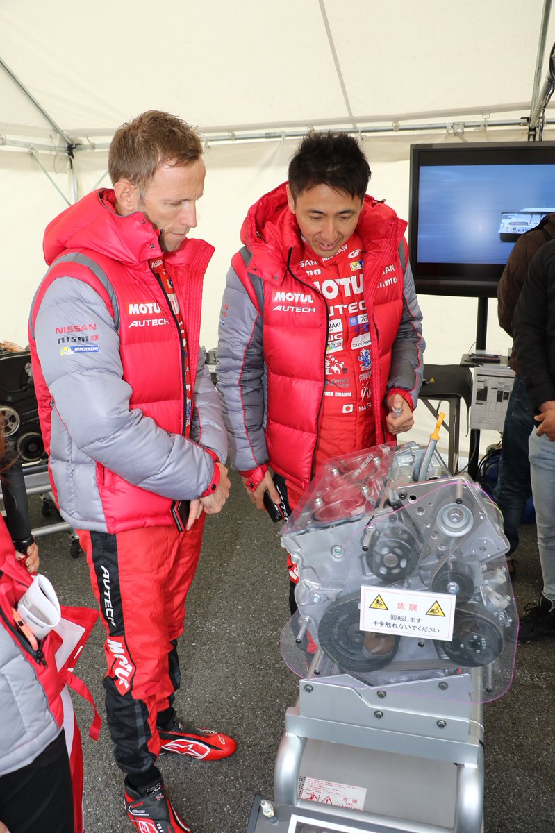 hocchi_racing's tweet photo. @R_Quintarelli 今年も楽しかったです♪来年はチャンピオン獲って、快晴の下でやりましょう！🤗
写真ありがとうございました！いい記念になりました♪👍
#AOG2017 https://t.co/gEeh1T54Dz