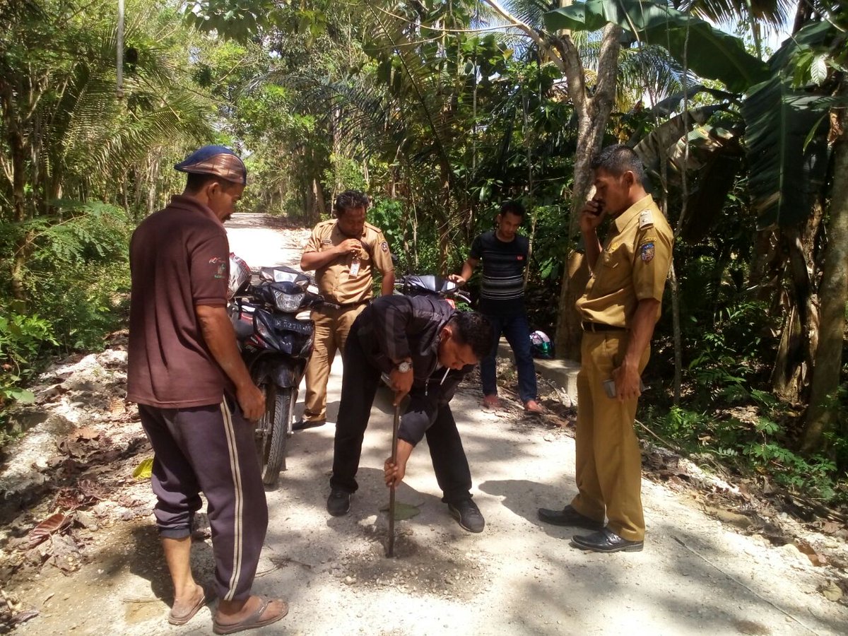 kh_Ruddin's tweet image. Pembangunan Jalan Produksi, Kec.Lalembuu 
#ManfaatDanaDesa 
#Sultra
#Konsel
@jokowi 
@EkoSandjojo 
@anwsanusi 
@fachrilabalado 
@KemenkeuRI