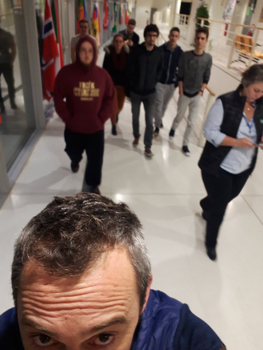 Leloch9's tweet photo. En route vers le p'tit dej bien mérité!!!
@smartharopa #SPH2017 https://t.co/aegMjVsDoH