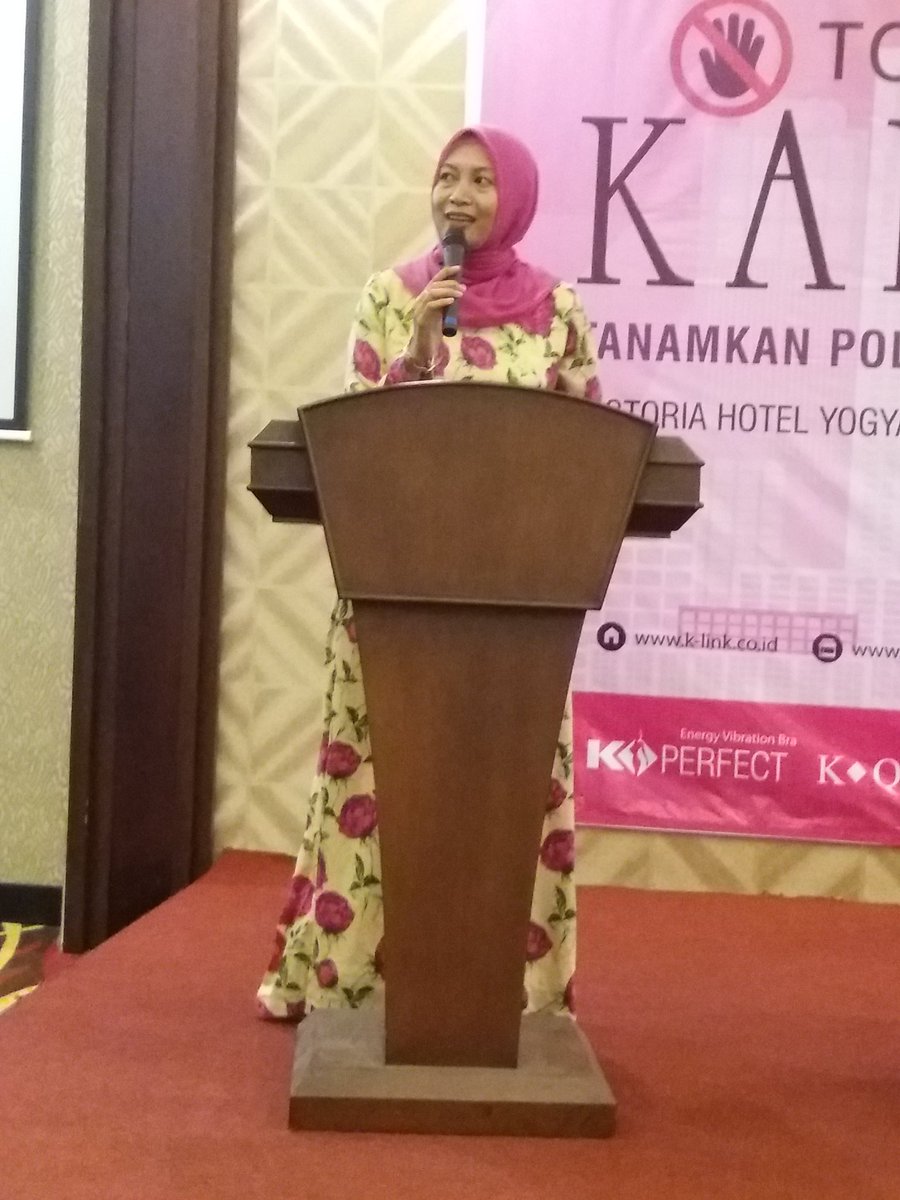 Lieshadie's tweet photo. Sambutan Ibu ketua Pokja IV Kab. Sleman @KLinkProduk @indoblognet #KlinkPeduliKanker https://t.co/IfbM60YC7T
