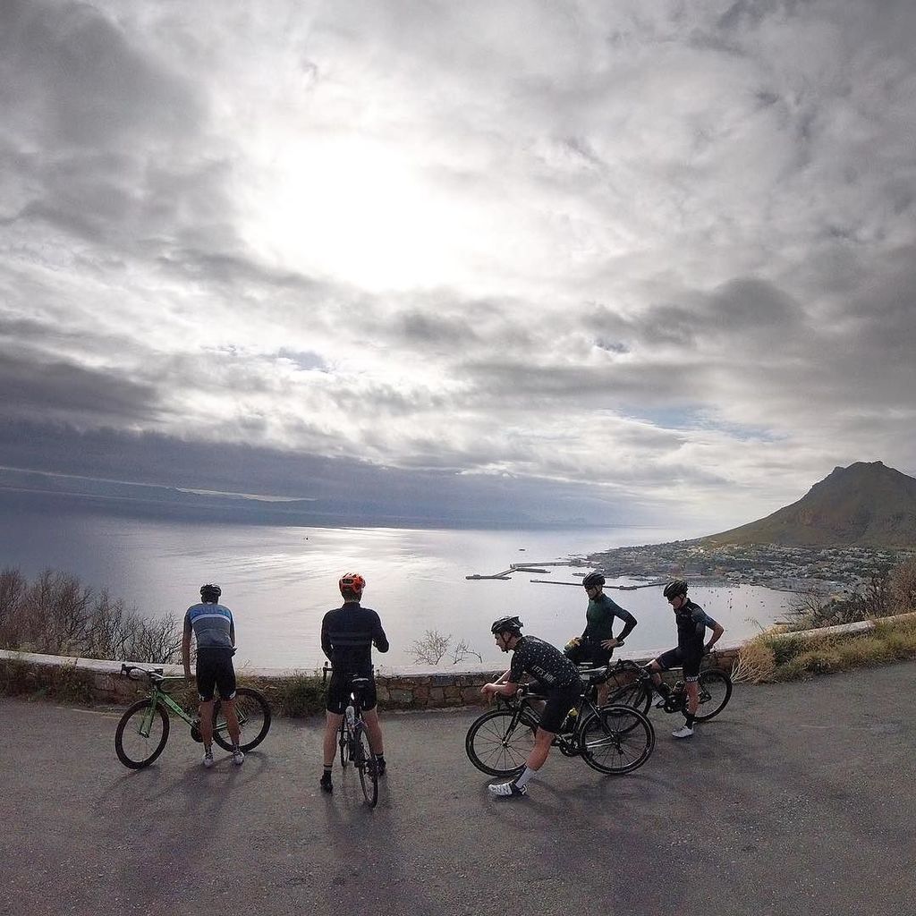 wearebikemob's tweet photo. The hit squad. So much time in the box today 😵

#MorningRoll #SunsoutGunsout #Hitters #Hurtbox #WhereIRide #RoadsLikeThese #Moody #Moodygrams #RideslikeThis #BassoBikes #Panaracer #ItalianRacingPassion #Baaw https://t.co/JLJrQf6mgN https://t.co/KCTnbv4NEv