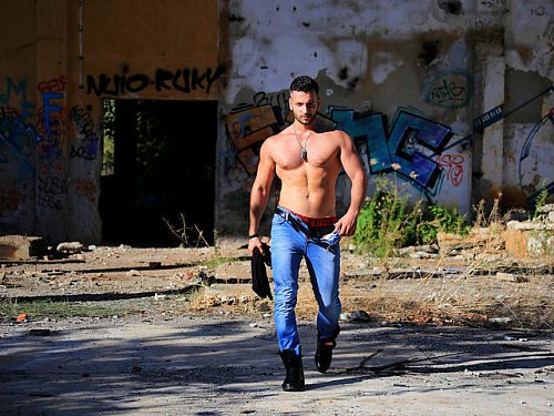 Hunky #MuscleMan Trent Macho LIVE at https://t.co/zDbZsDyOz5 NOW Whip it out & watch! https://t.co/f