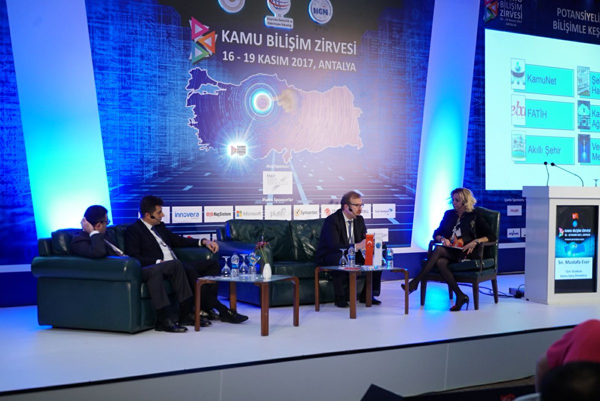 kbdturkiye's tweet photo. TUBİSAD Başkanı Erman Karaca moderatörlüğünde “ Kamuda Dijital Dönüşüm” Paneli başladı.
#KBZ2017 https://t.co/LwPgYffdxC