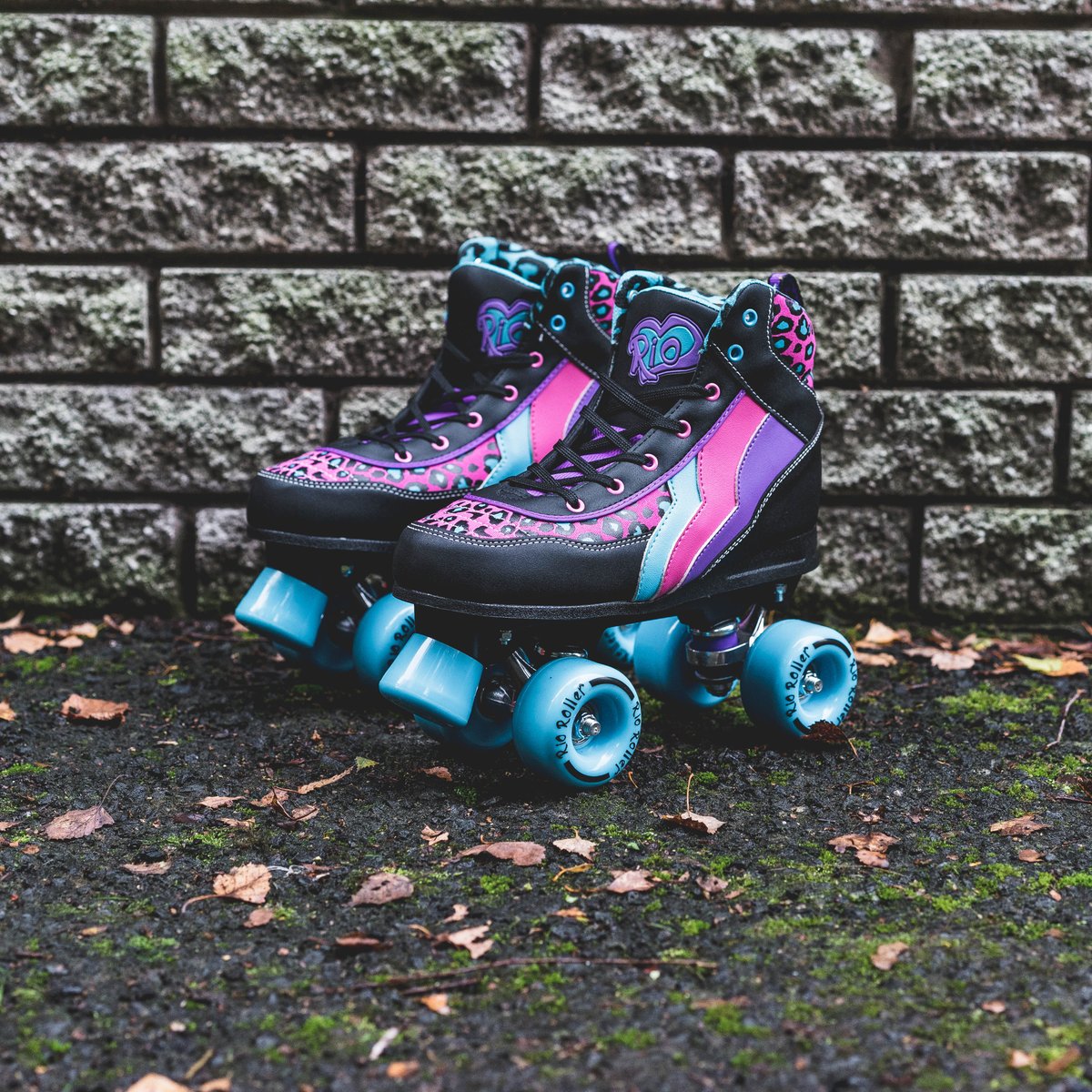 Buy > skatehut roller boots > in stock