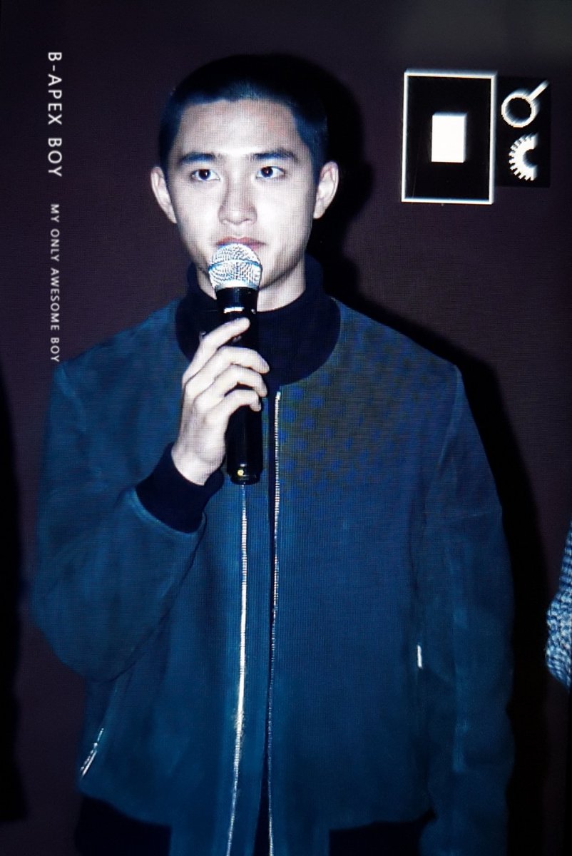 bapexboycom's tweet photo. 171118 건대입구 무대인사 #경수 #DO

엄마 겁나 귀엽긔~~~~~~~~상큼상콤 https://t.co/jporSL72no