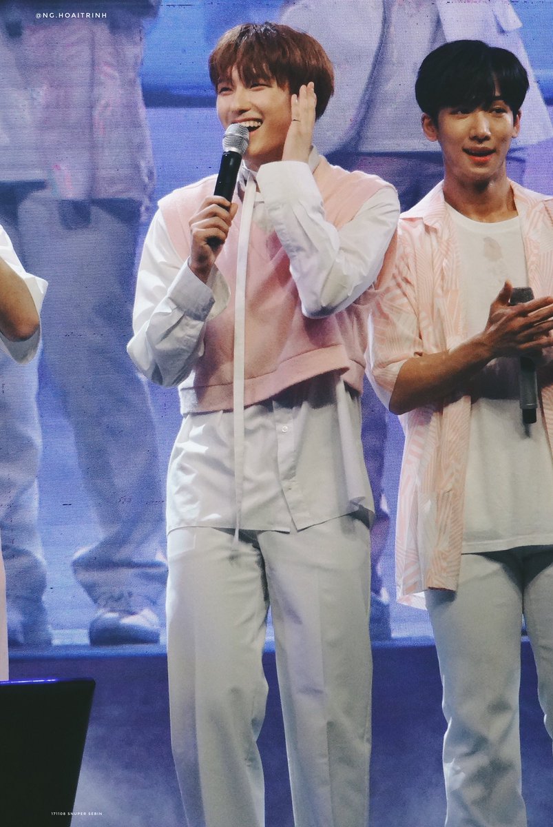 apring___808's tweet photo. [HQ] 171108 / Snuper Sebin / Vi-Ko Friendship Concert.

Miss you much T__T

#sebin #snuper #세빈 #스누퍼 #snuperinvietnam #swings #koreanboygroup #koreangroup #kbee #kbee2017 #kbeeinvietnam https://t.co/QXdmDGe8VS