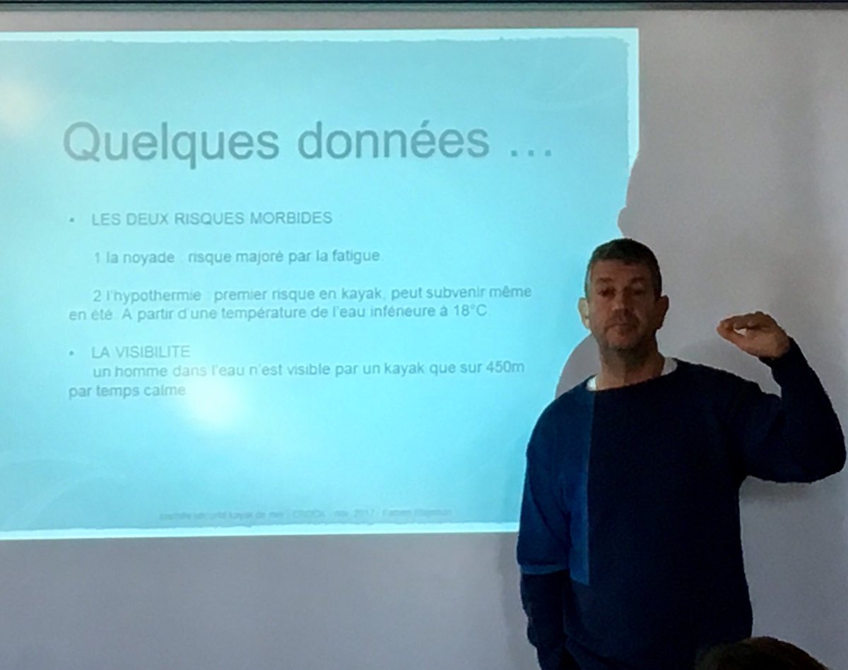Journée sécurité kayak de mer organisée par le Crock en partenariat avec la <a href="/SNSM_Palavas/">SNSM Palavas</a> -les pompiers -le #crosmed beaucoup de questions soulevées pour sauver les kayakistes en difficulté