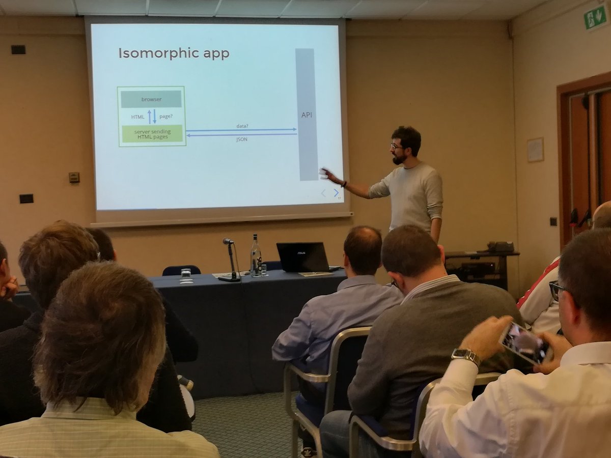 mvlabsit's tweet photo. Siamo allo #XeOneDay oggi, con @andreacoiutti che ripropone il suo gettonato talk su #isomorphic #js in #mithril https://t.co/GU6gBp3iyo