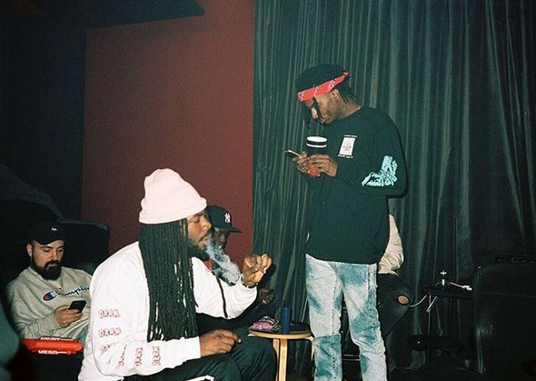NEW TRACK: @BIGBABYDRAM ft. <a href="/playboicarti/">.</a> - Crumbs - (Prod by. <a href="/ozmusicproducer/">OZ</a>)

📸: <a href="/creativexperez/">PEREZ.</a> 

goo.gl/QdTrea