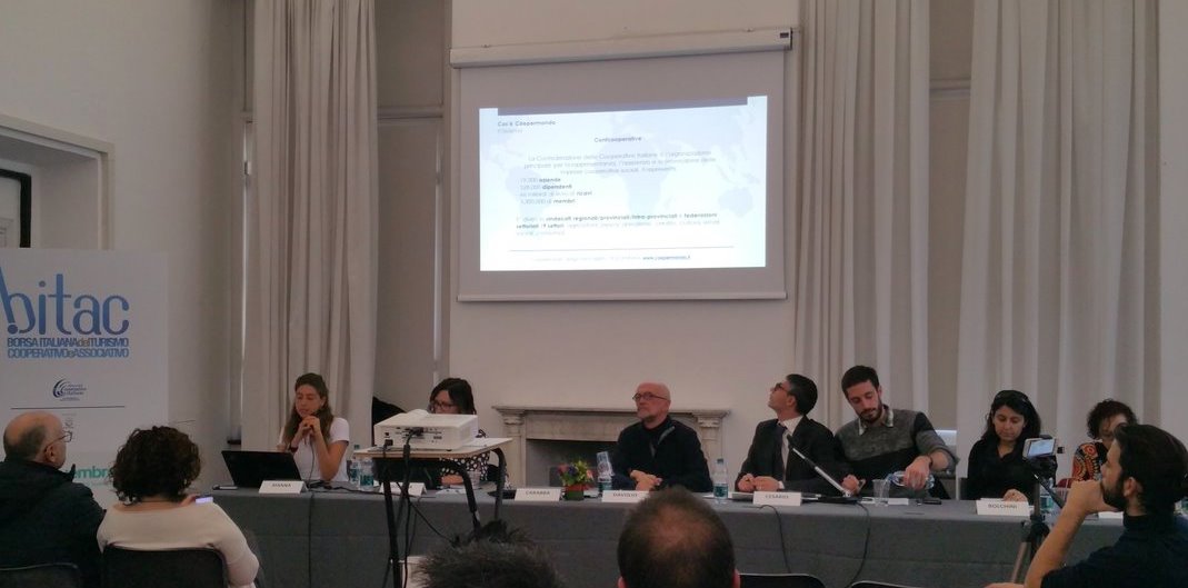Bitactourism's tweet photo. #Bitac17 #Genova conclusa.Grazie a una Regione e a una città stupende che ci hanno accolti,a quanti sono intervenuti nei convegni,alle imprese che hanno partecipato al workshop,a tutto il gruppo che ha lavorato con vero spirito di #cooperazione. Grazie a tutti! #10annidiBitac https://t.co/PFz54FioEZ