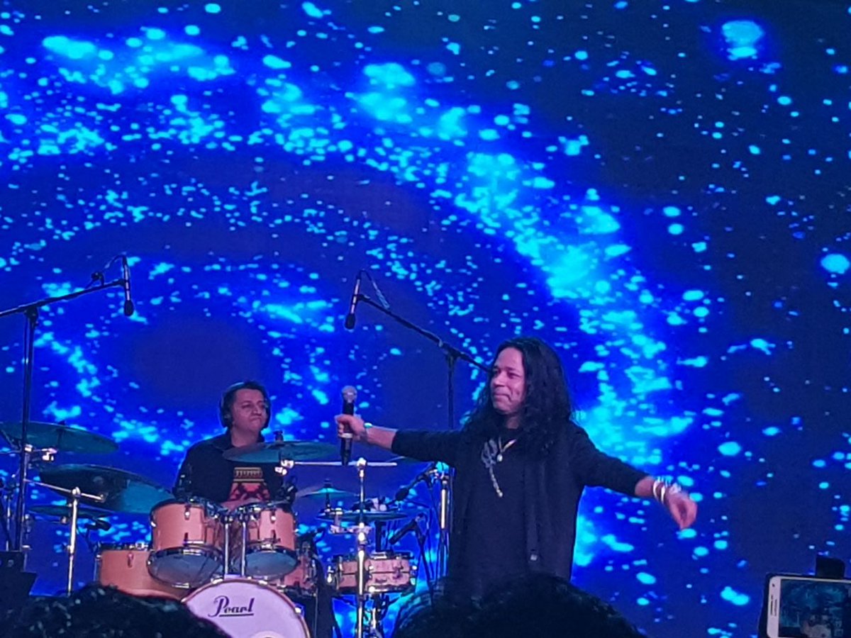 PinnacleCelebs's tweet photo. It's Sensational! Viacom 18 has successfully completed 10 years in the industry.
The team Pinnacle wishes them Heartiest congratulations.
.@adaa1nonly .@Kailashkher https://t.co/QUu6RtAdDS