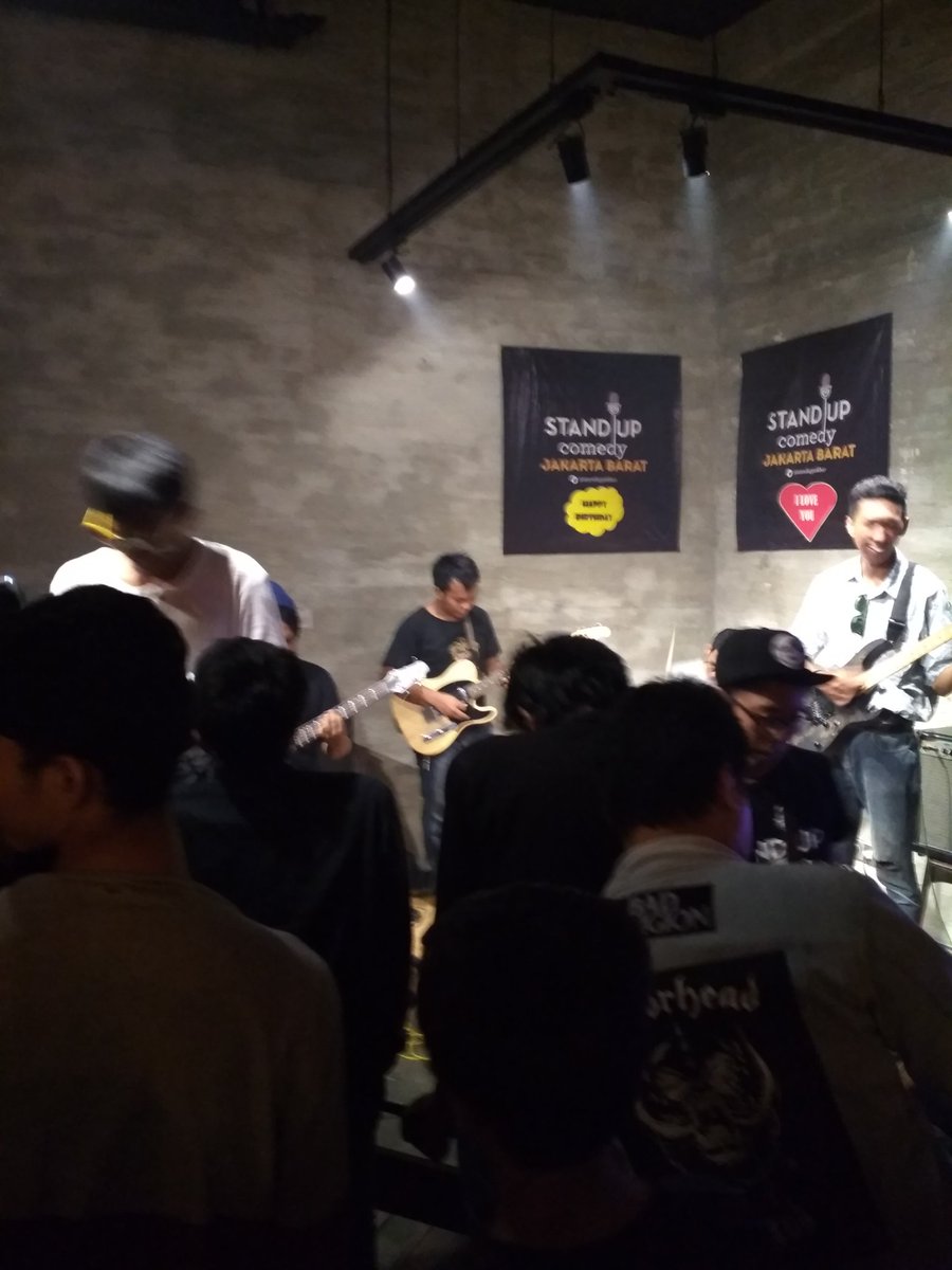 StandUpJAKBAR's tweet photo. Band selanjutnya di #SoundofJakbarVol2 dari @StandUpKabTang MINGGU TENANG https://t.co/JvTgHwAoEp