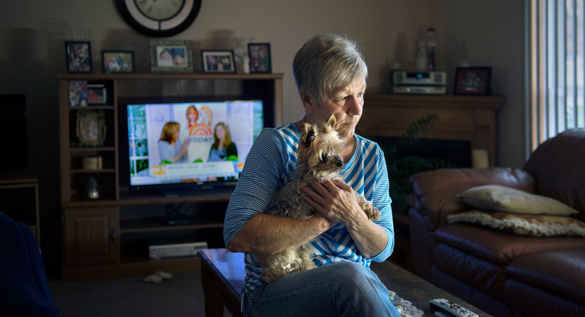 TheResistCente's tweet photo. “There’s nothing good in the area,” Schilling said the other day in her living room. “I don’t have anything good to say about anything in this area. It’s sad.” Even so, her backing for Trump is utterly undiminished: “I’m a supporter of him, 100 percent.” - https://t.co/vBxIhkP6p5 https://t.co/v14YcsQuFA