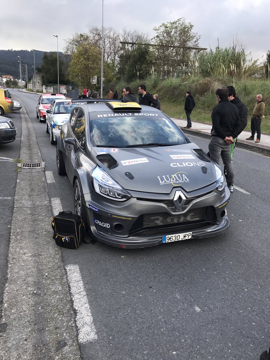 LujuaRT's tweet photo. Reagrupamiento y Asistencia del medio dia para pasar al bucle de la tarde. 1º Jaio 2º Lujua +13.531 3º Saizar +18.910 4º Narbaizar +32.290. Luego TC5 Vivero I (9,60km) 15:52 y TC6 Zaratamo I (5,70km) 16:21. Go LRT Go!!! https://t.co/5hZ8Vmed6M