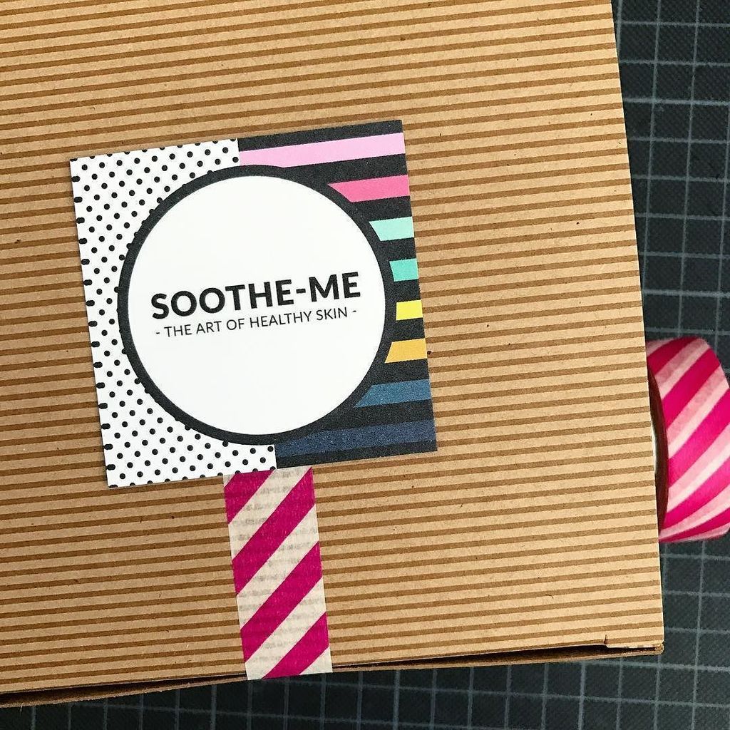 soothemePR's tweet photo. Packing up some gift boxes with stripes! #eco #chic #t #businesscards @solopress @tinyboxcompany @mtmaskingtape_uk #designermade #greenbeauty #cleanbeauty #ecoluxe #greenbeautyjunkie #veganskincare #nichenaturalbeauty #ecobeauty #urbanmakerseast #cleanbr… https://t.co/f2tVF0Br3O https://t.co/b5TMjIdjmB