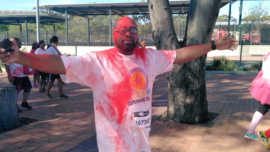 Merentia's tweet photo. It was Sammmmmm . #thecolorrunsa #livebetter #colorselfie #happiest5k #runordye #takealot @TheColorRunSA @ThePaperLawyer @BK_TheRealist @Element_Queen @CapeTownFairy https://t.co/KbelrpjHB8